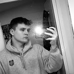 Profile Picture of josh (@josh_dennis_) on Instagram