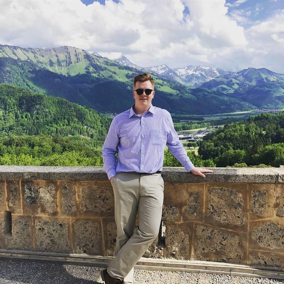 Profile Picture of Bennie Berzinski (@bennieberzinski) on Poshmark