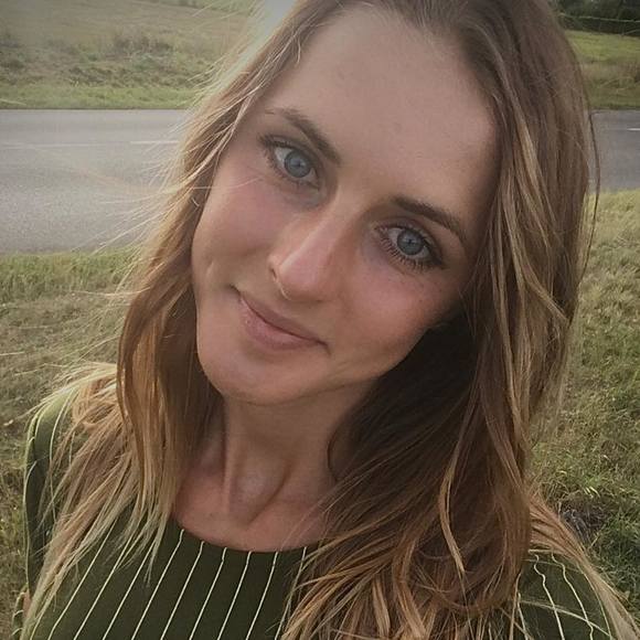 Profile Picture of Kristina Lindtnerova (@kikus) on Poshmark