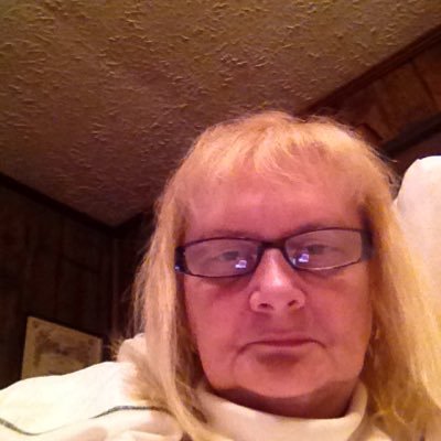 Profile Picture of Lynne Bray (@LynneBray13) on Twitter