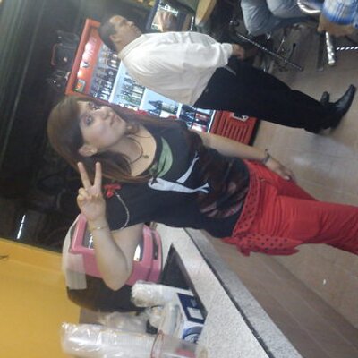 Profile Picture of Desireé Robles (@Goma0730) on Twitter