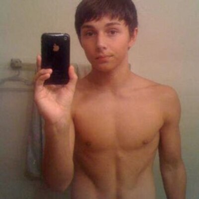 Profile Picture of Christopher Lint (@christo22422) on Twitter