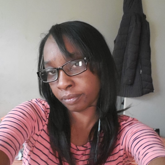 Profile Picture of Joy Bates (@joy_bates) on Poshmark