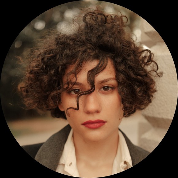 Profile Picture of Milo Lucas (@usydsotjb) on Poshmark