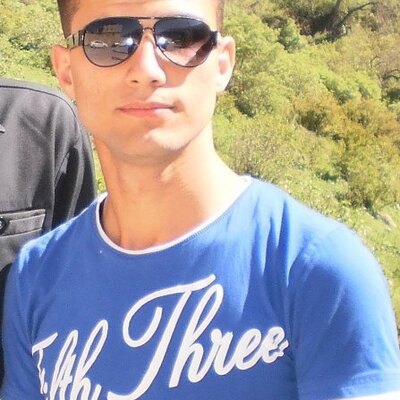 Profile Picture of Azad Hamid (@4f4f99e303c5428) on Twitter