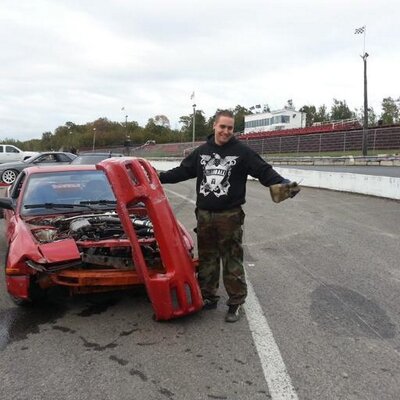 Profile Picture of Jonathan Chouinard (@chouine666) on Twitter