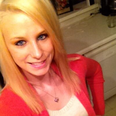 Profile Picture of Crystal Ann Hanson (@Muffin424) on Twitter