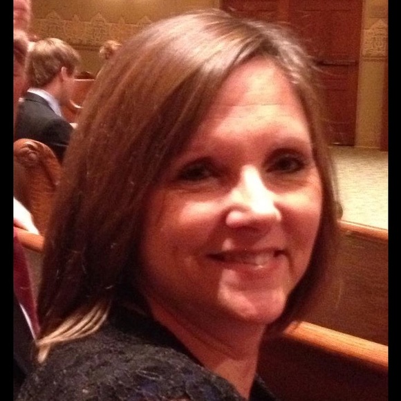 Profile Picture of Deb Jenkins (@djenkins5969) on Poshmark