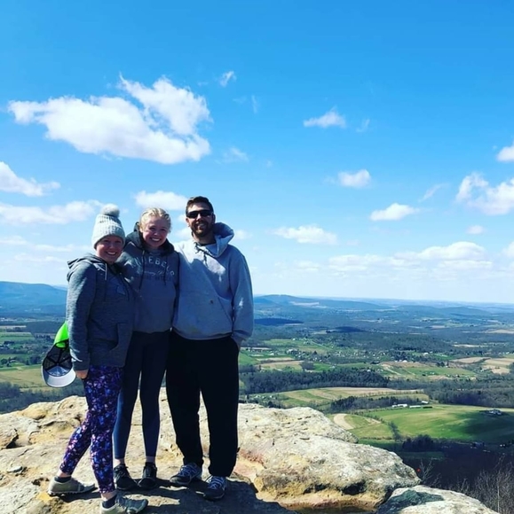 Profile Picture of Jon Pringle (@pringlej) on Poshmark