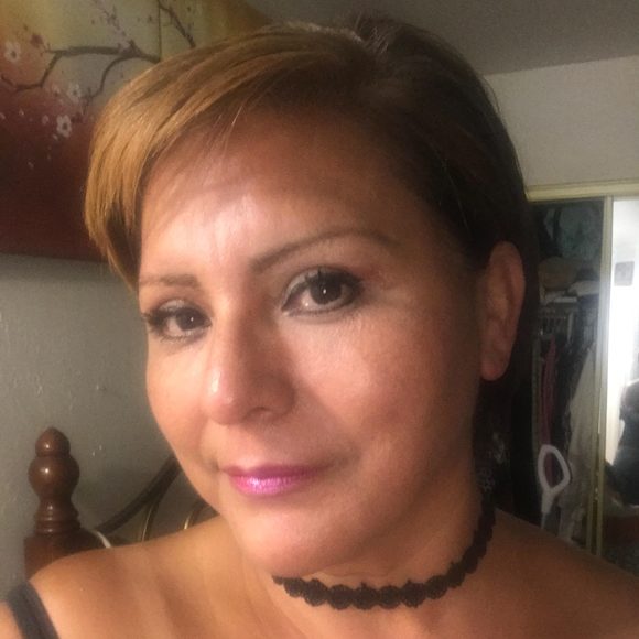 Profile Picture of Mari Enriquez (@mari_enriquez) on Poshmark