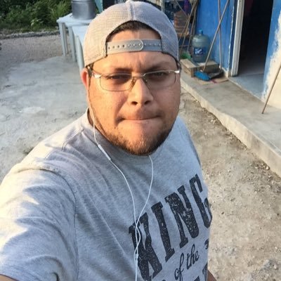 Profile Picture of Joe Almeida (@ElPapirrin) on Twitter