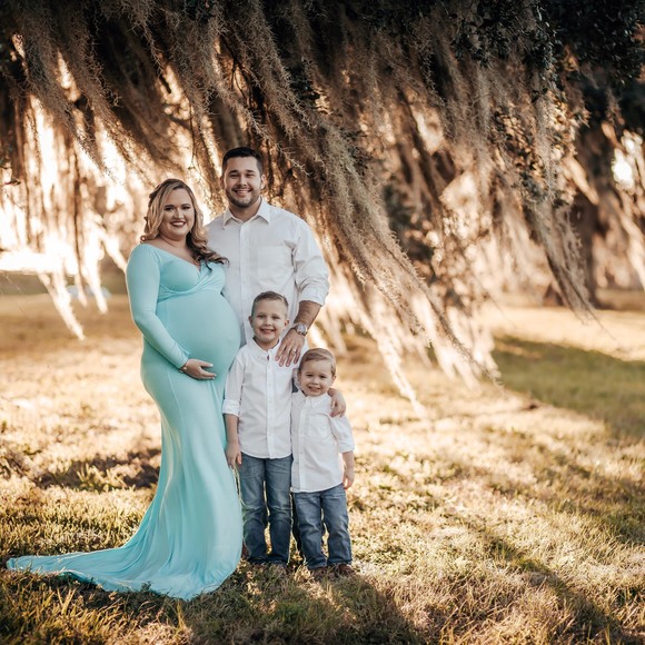 Profile Picture of Hailey Coffey (@hailey_4_gator) on Poshmark