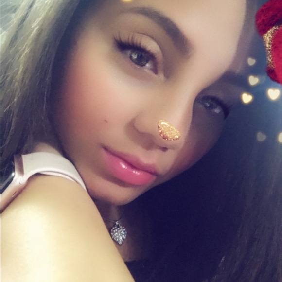 Profile Picture of Bicelys Morales (@bicelys30) on Poshmark