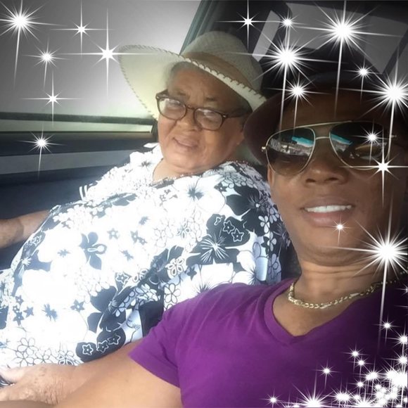 Profile Picture of Damian Felix (@naty1924) on Poshmark