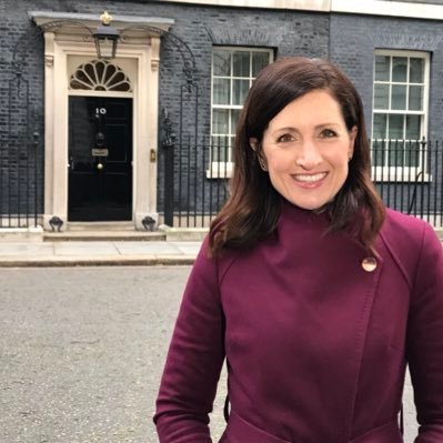 Profile Picture of Laurel Irving (@laurelirving7) on Twitter
