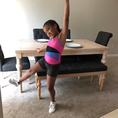 Profile Picture of Isabel Irizarry (@IsabelIrizarry9) on Twitter