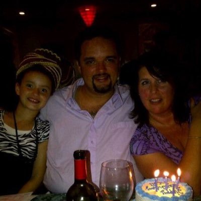 Profile Picture of Scott Pitcher (@ceirbeardaddy) on Twitter