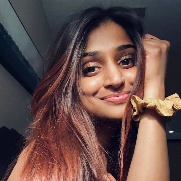 Profile Picture of Anne Dsouza (@annedsouza123) on Poshmark