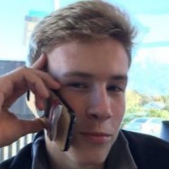 Profile Picture of Cotton EyEd Joe (@Animegirl17Joe) on Twitter