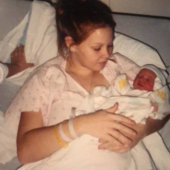 Profile Picture of Amanda Spurgeon (@amandamadison_) on Poshmark