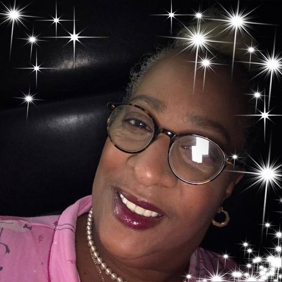 Profile Picture of Pamela Morrison (@pammorrison24) on Poshmark