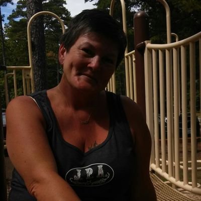 Profile Picture of Dawn Hackett Reese (@moparpup2239) on Twitter