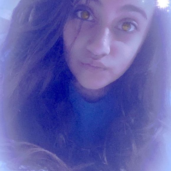 Profile Picture of Amy Albataineh (@amyalba) on Poshmark