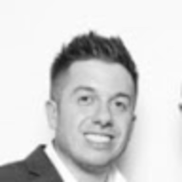 Profile Picture of Frank Reale (@frankreale) on Poshmark