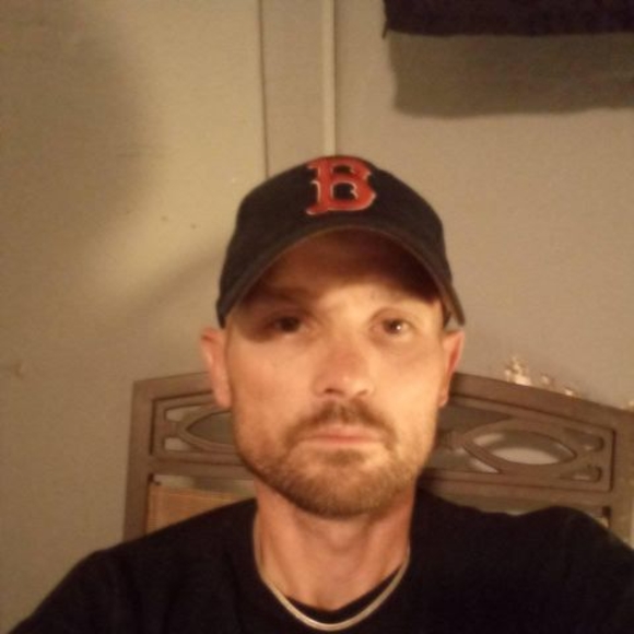 Jerry Taylor - Poshmark Profile Picture of Jerry Taylor (@jerrytaylor356) on Poshmark