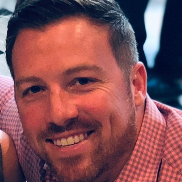 Profile Picture of Jason Baer (@jason_baer) on Poshmark