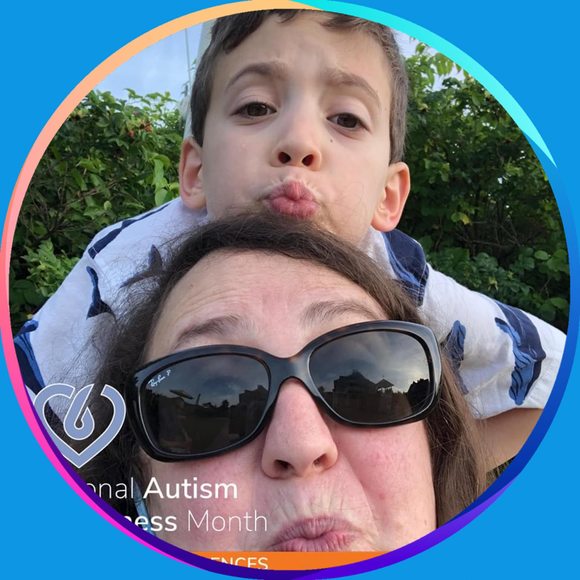 Profile Picture of Heidi Neumann-venetianer (@heidinv10) on Poshmark