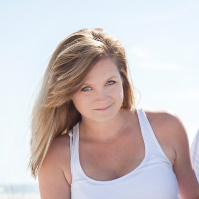 Profile Picture of Whitney Andrews (@dancerklwf) on Twitter