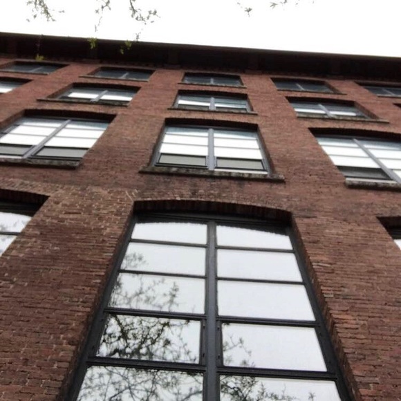 Profile Picture of Tyler Berard (@tylerb645) on Poshmark