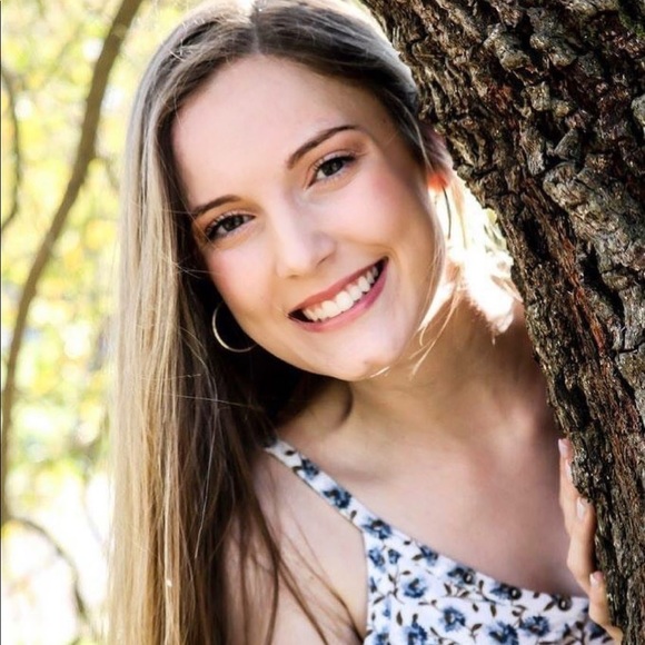 Profile Picture of Paige Adam (@paige_adam) on Poshmark