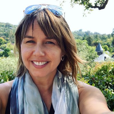 Profile Picture of Mandy Randall (@executive_edge) on Twitter