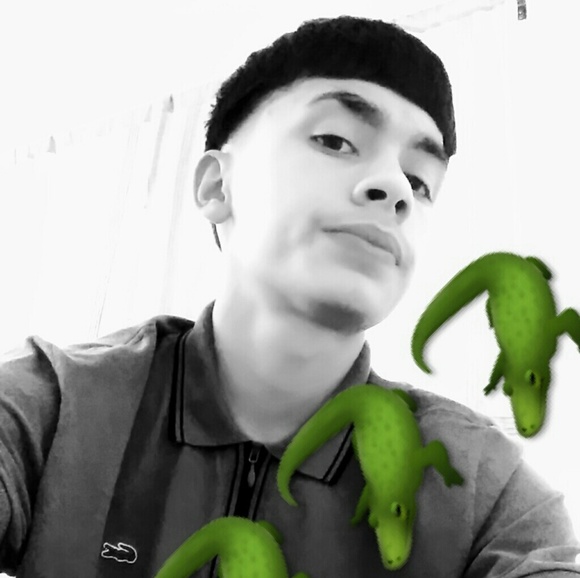 Profile Picture of Adam Bernal (@nba104) on Poshmark