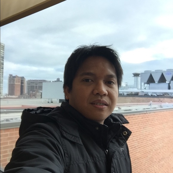 Profile Picture of Joevic Inocencio (@joevic) on Poshmark