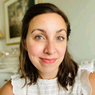 Profile Picture of Lisa Steve (@lisastv51636374) on Twitter