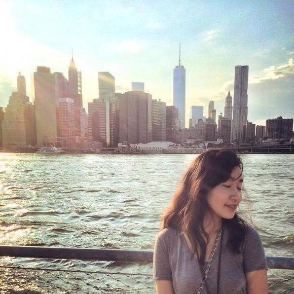 Profile Picture of Liu Lu (@yours1017lulu) on Poshmark