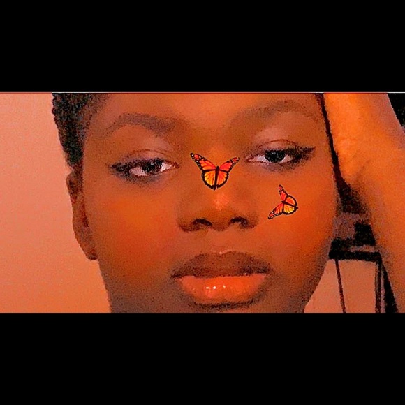 Profile Picture of Alicia Waymon (@awaymon2007) on Poshmark