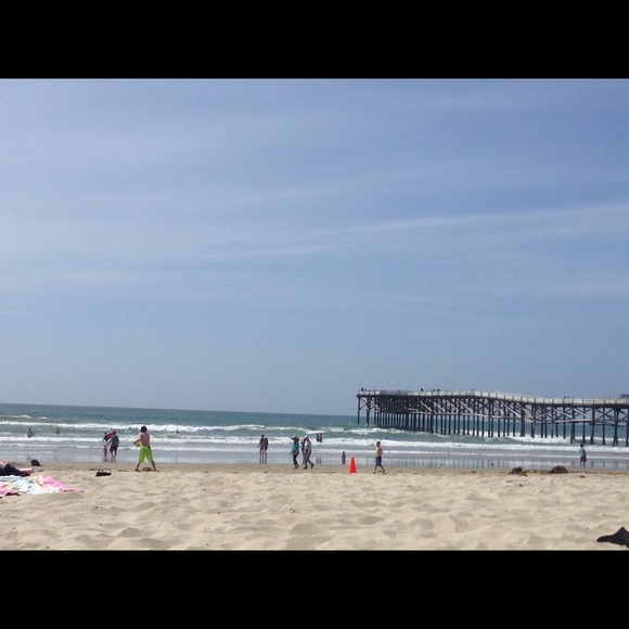 Profile Picture of Becca Carlburg (@becca_carlburg) on Poshmark