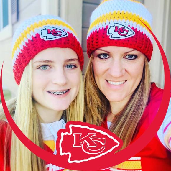 Profile Picture of Kristi Lawhorne mcgregor (@coolestredhead) on Poshmark