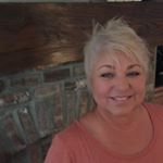 Profile Picture of Kathryn Crosby (@katcrosbyart) on Instagram