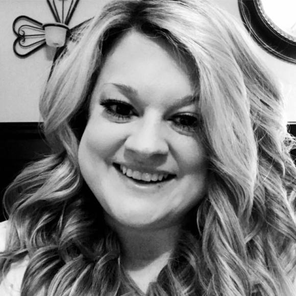 Profile Picture of Erica Arbogast (@earbo930) on Poshmark