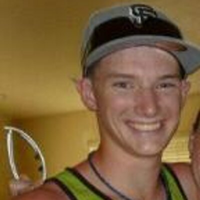 Profile Picture of Cameron Peek (@Hooper1331) on Twitter