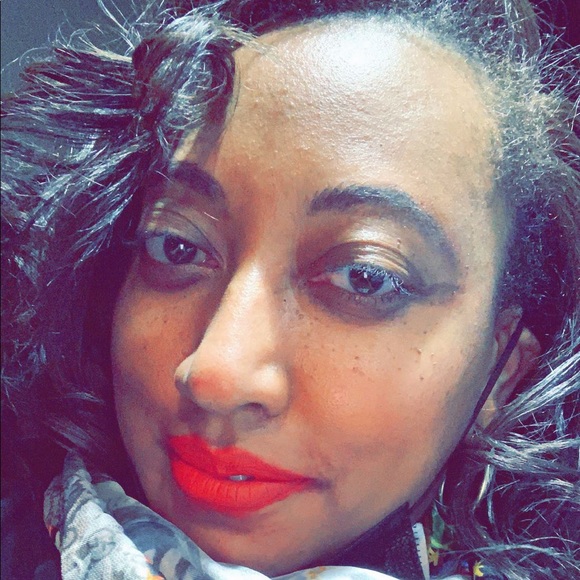 Profile Picture of Erica Kindell (@triceer) on Poshmark