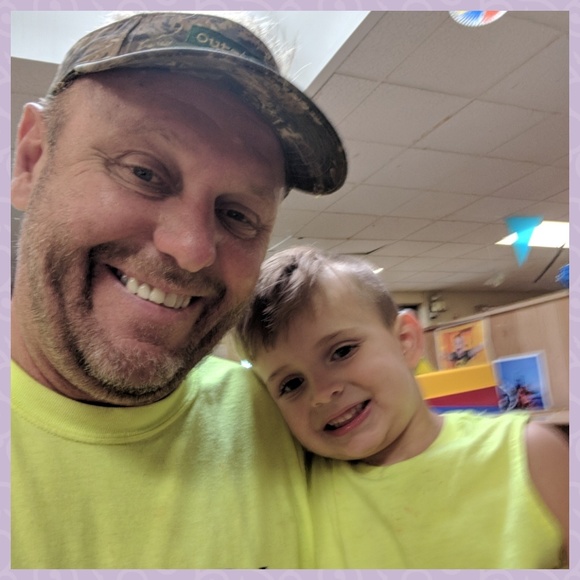 Profile Picture of George Molnar (@12345gunner) on Poshmark