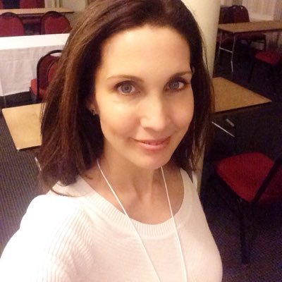 Profile Picture of Kim McLaughlin (@LyraComm) on Twitter