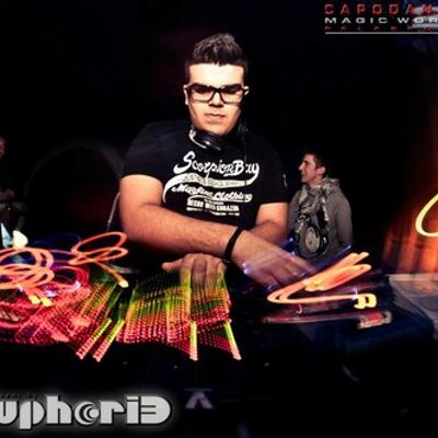 Profile Picture of Marco Mancini (@MakerMarkIT) on Twitter