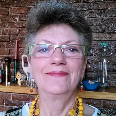 Profile Picture of Lori Richard-Haley (@LoriRH) on Twitter